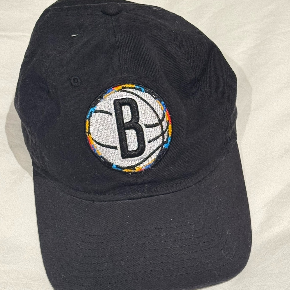 Brooklyn Nets Black Cap with Embroidered Logo
